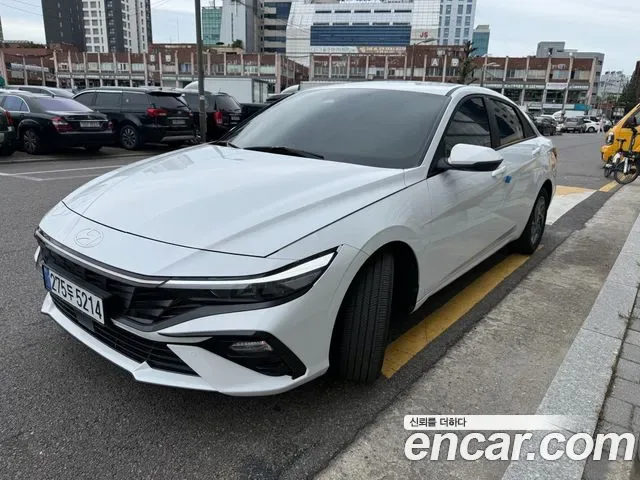 Hyundai Avante Hybrid (CN7)