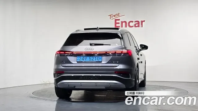 Audi Q4 E-Tron F4, 2022 — фото 4