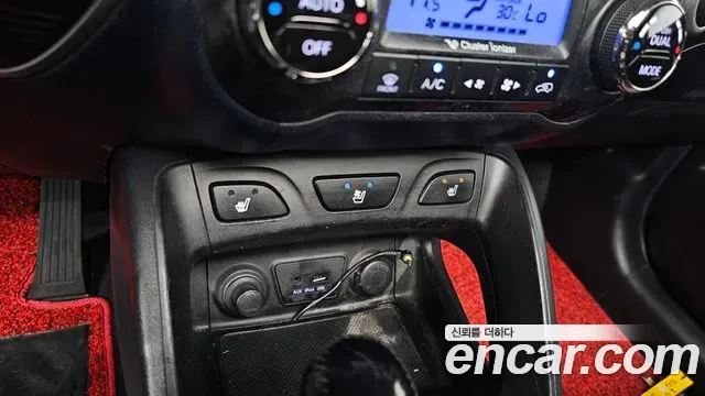 Hyundai Tucson ix, 2011 — фото 16