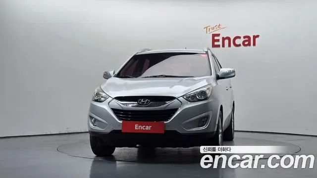 Hyundai Tucson ix, 2012 — фото 2