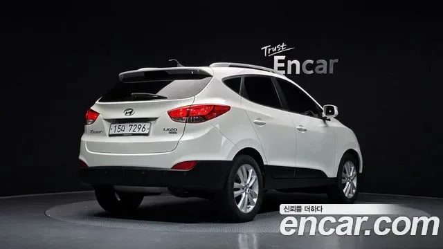 Hyundai Tucson ix, 2012 — фото 2