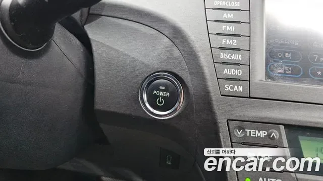 Toyota Prius, 2011 — фото 18