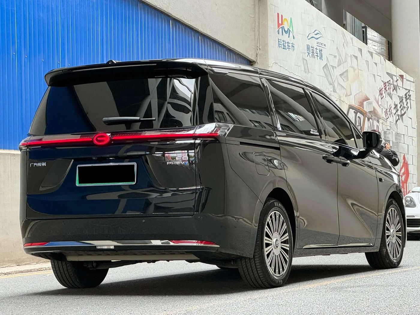 GAC Trumpchi Trumpchi E8 PHEV, 2026 — фото 5