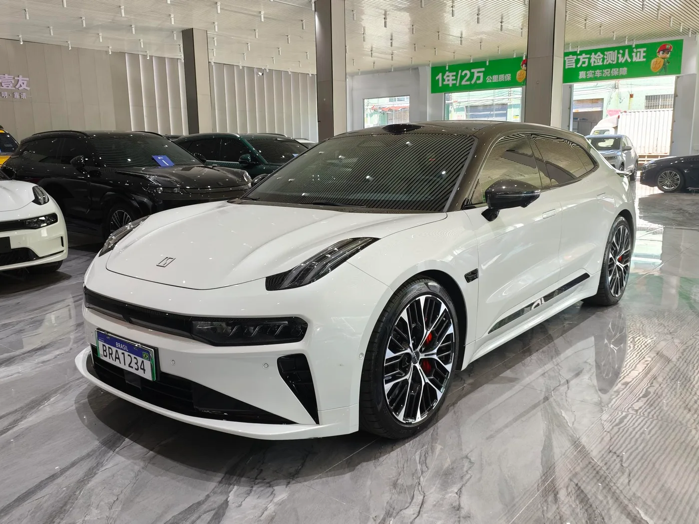 ZEEKR 001