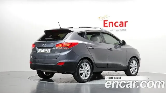 Hyundai Tucson ix, 2011 — фото 2