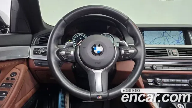 BMW 5-Series F10, 2013 — фото 13
