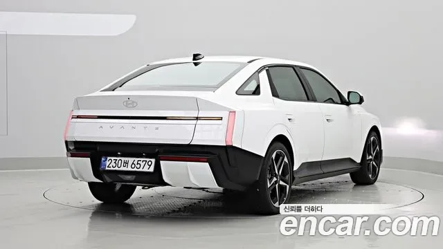 Hyundai Avante CN8, 2026 — фото 2