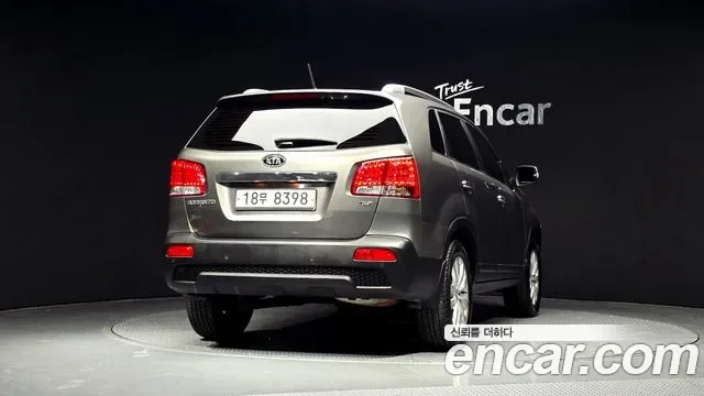 Kia Sorento, 2011 — фото 4