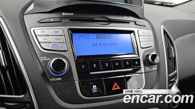 Hyundai Tucson ix, 2010 — фото 16
