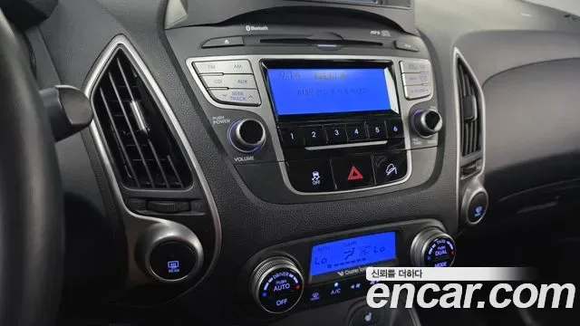 Hyundai Tucson ix, 2010 — фото 11