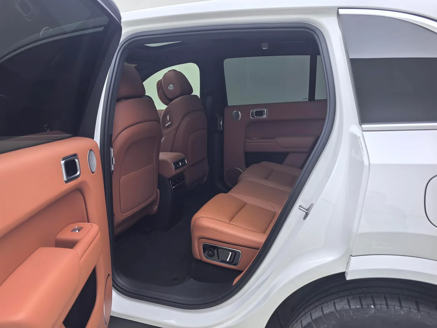 Li Auto Ideal L7, 2023 — фото 17