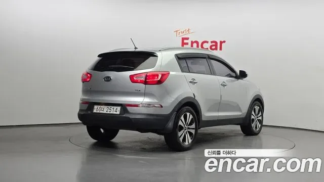 Kia Sportage, 2010 — фото 2