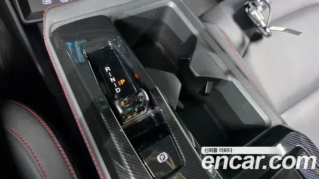 KG_Mobility_Ssangyong Actyon Activian, 2025 — фото 9