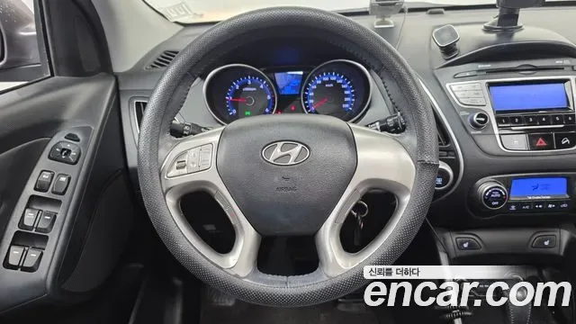 Hyundai Tucson ix, 2009 — фото 13