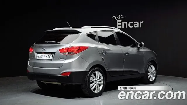 Hyundai Tucson ix, 2011 — фото 2