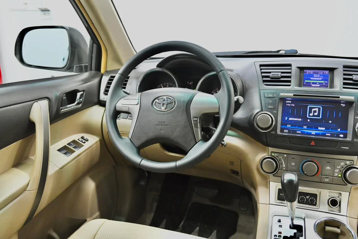 Toyota Highlander, 2009 — фото 18