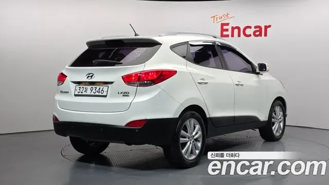 Hyundai Tucson ix, 2012 — фото 2