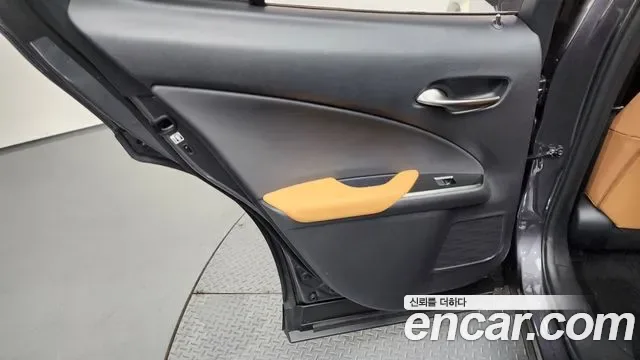 Lexus Ux UX300h, 2025 — фото 25