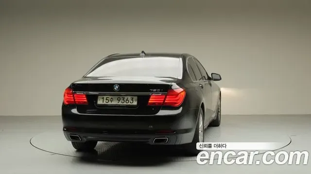 BMW 7-Series F01, 2010 — фото 2