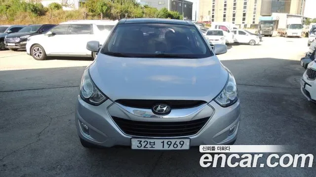 Hyundai Tucson ix, 2012 — фото 2