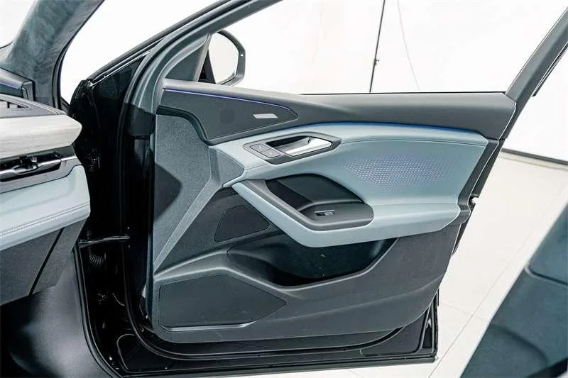 Audi Q6L Sportback e-tron, 2026 — фото 15