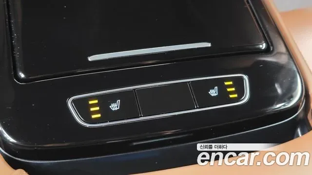 Genesis G80 Electric Fide G80 (RG3), 2022 — фото 30