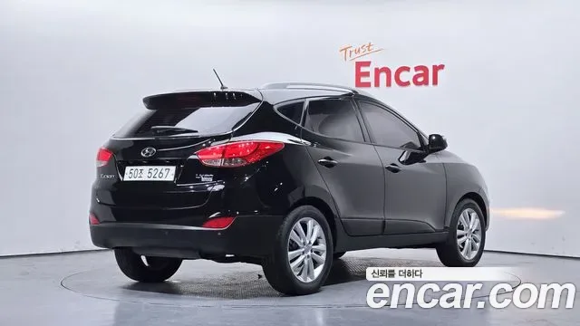 Hyundai Tucson ix, 2010 — фото 2