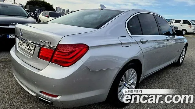 BMW 7-Series F01, 2010 — фото 2