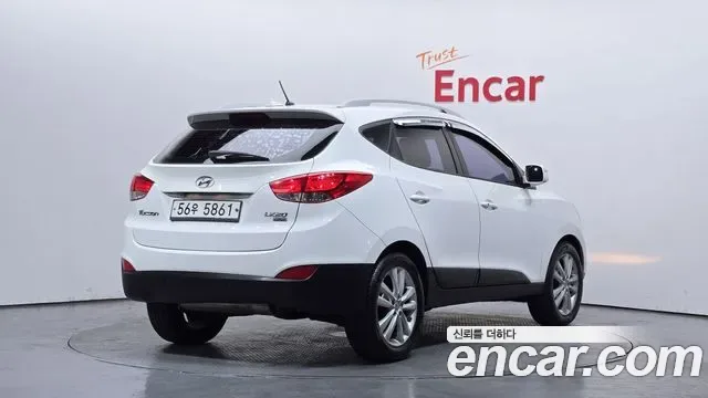 Hyundai Tucson ix, 2011 — фото 2