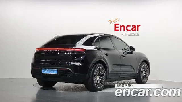 Porsche Macan EV, 2025 — фото 2