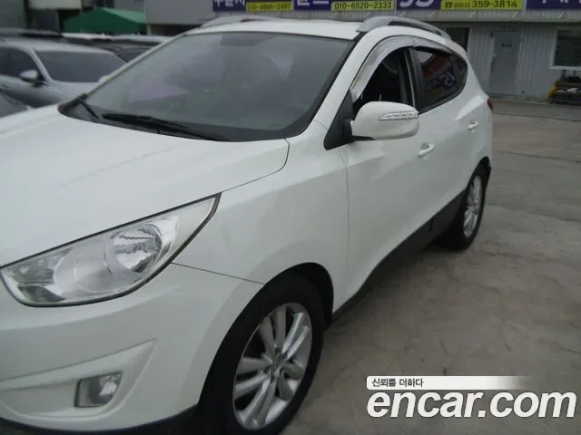 Hyundai Tucson ix, 2010 — фото 2