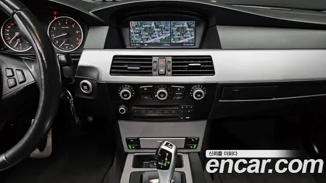 BMW 5-Series E60, 2008 — фото 15
