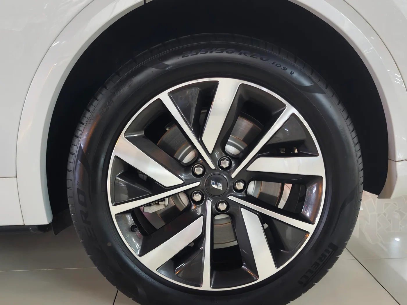 Li Auto Ideal L7, 2023 — фото 16