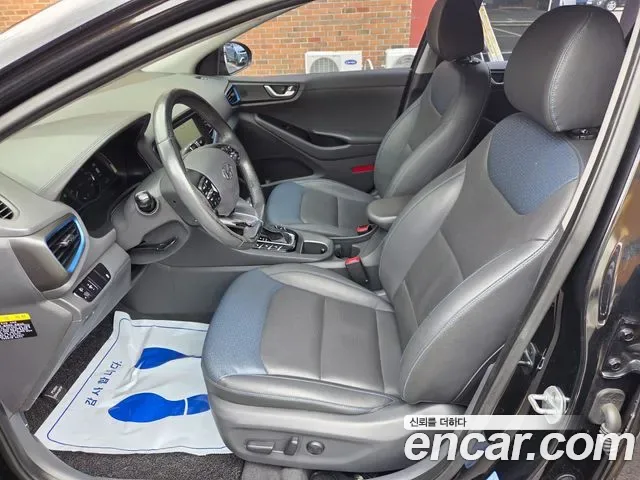 Hyundai Ioniq Ionic Hybrid, 2016 — фото 11