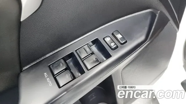 Lexus Ct200h, 2011 — фото 15