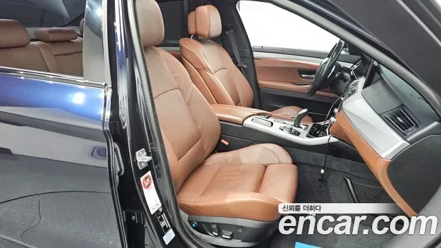 BMW 5-Series F10, 2013 — фото 10