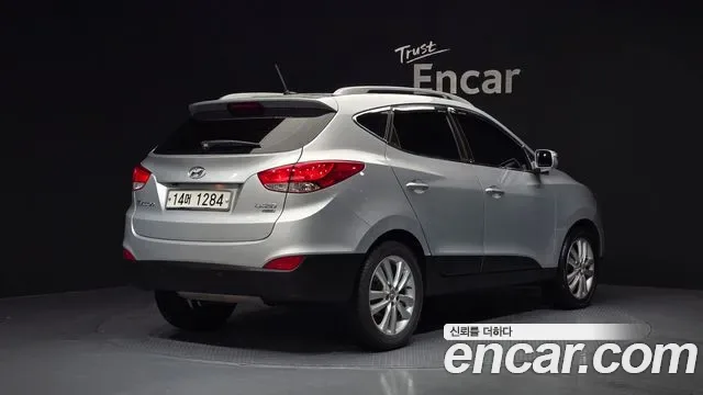 Hyundai Tucson ix, 2011 — фото 2