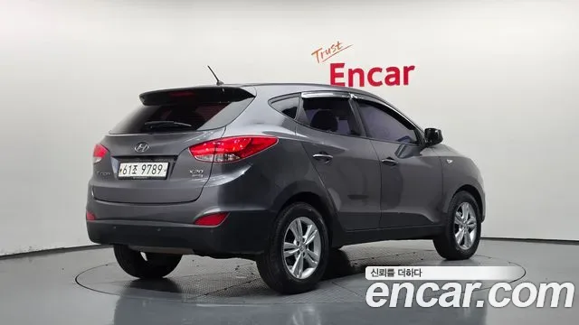 Hyundai Tucson ix, 2010 — фото 2