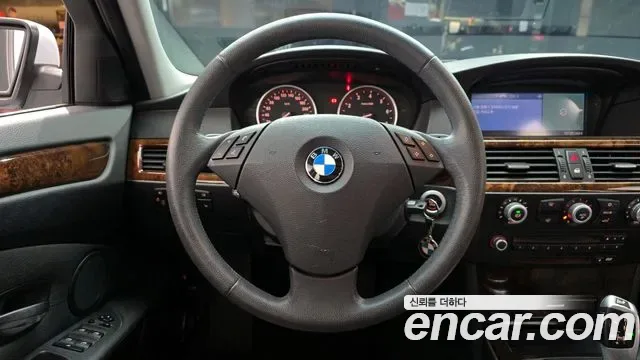 BMW 5-Series E60, 2008 — фото 13