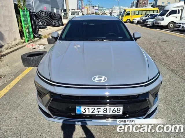 Hyundai Sonata De Edge (DN8)