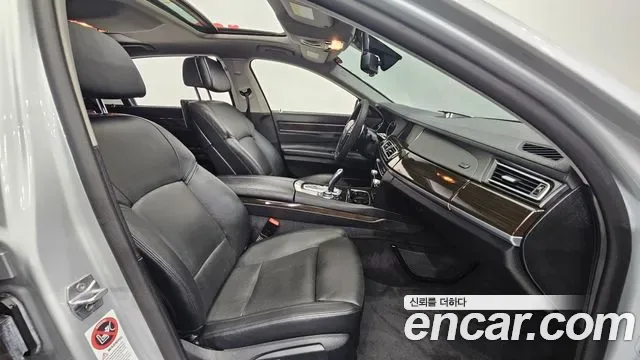 BMW 7-Series F01, 2013 — фото 10