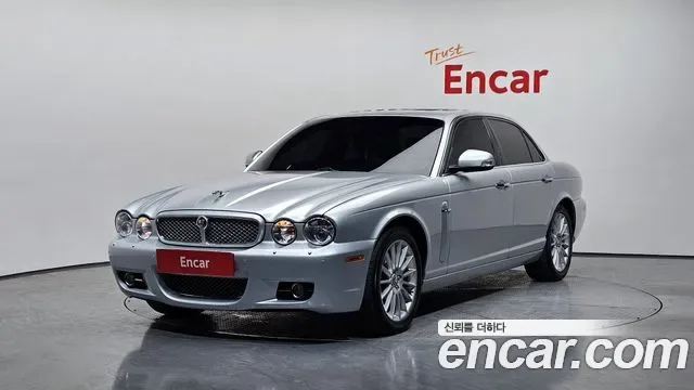 Jaguar Xj