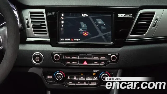 Kia Niro, 2016 — фото 14