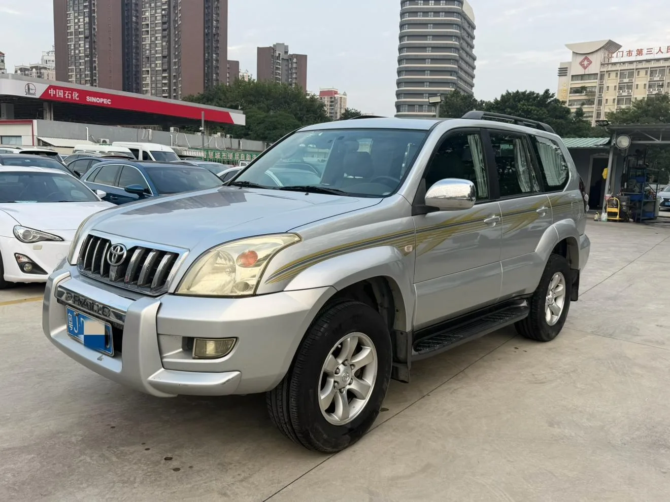 Toyota Prado (imported)