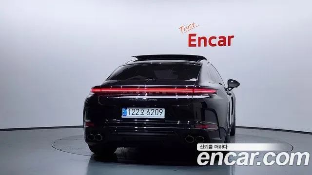 Porsche Panamera 976, 2025 — фото 4
