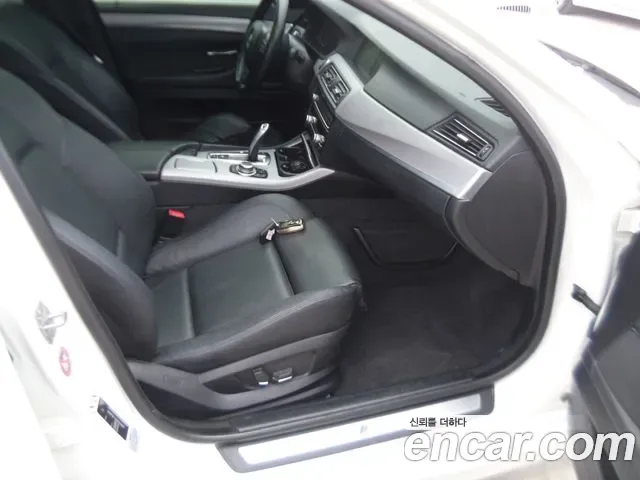 BMW 5-Series F10, 2013 — фото 14