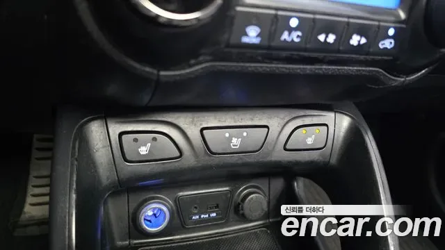 Hyundai Tucson ix, 2012 — фото 17
