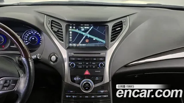 Hyundai Grandeur HG Hybrid, 2016 — фото 13