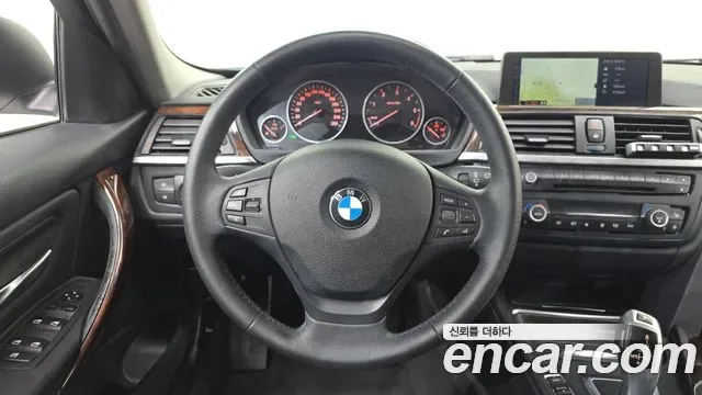 BMW 3-Series F30, 2012 — фото 13