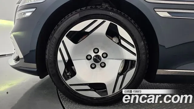 Genesis G80 Electric Fide G80 (RG3), 2025 — фото 5